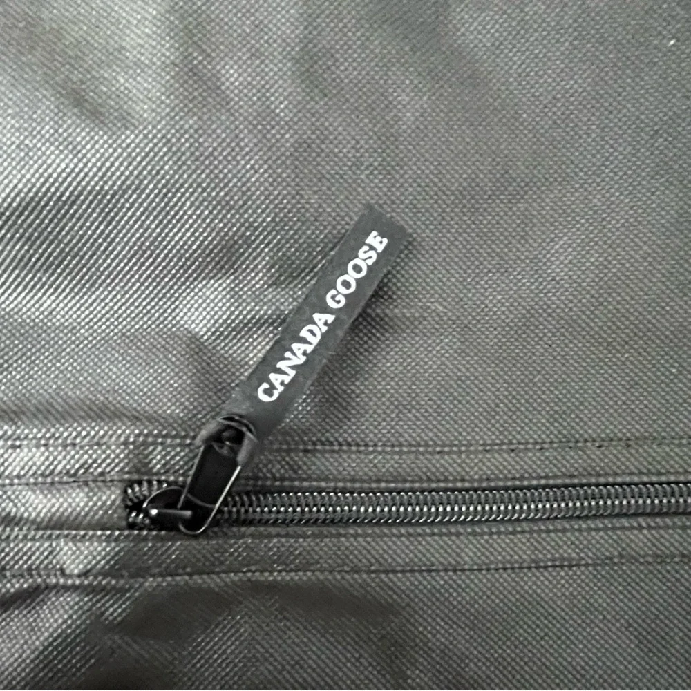 Canada Goose Garment Bag Dust Cover Coat Jacket Storage Zip Black Travel Protect